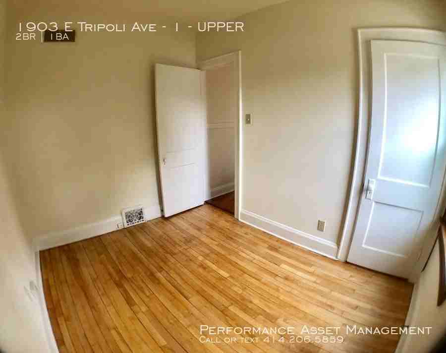 1920 E Tripoli Ave - Photo 3 of 7