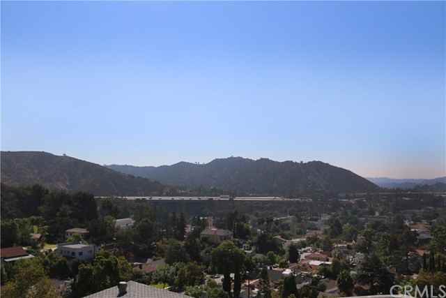 1623 Gladys Dr - Photo 2 of 27