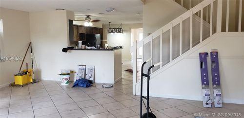 3881 Farragut St - Photo 3 of 8