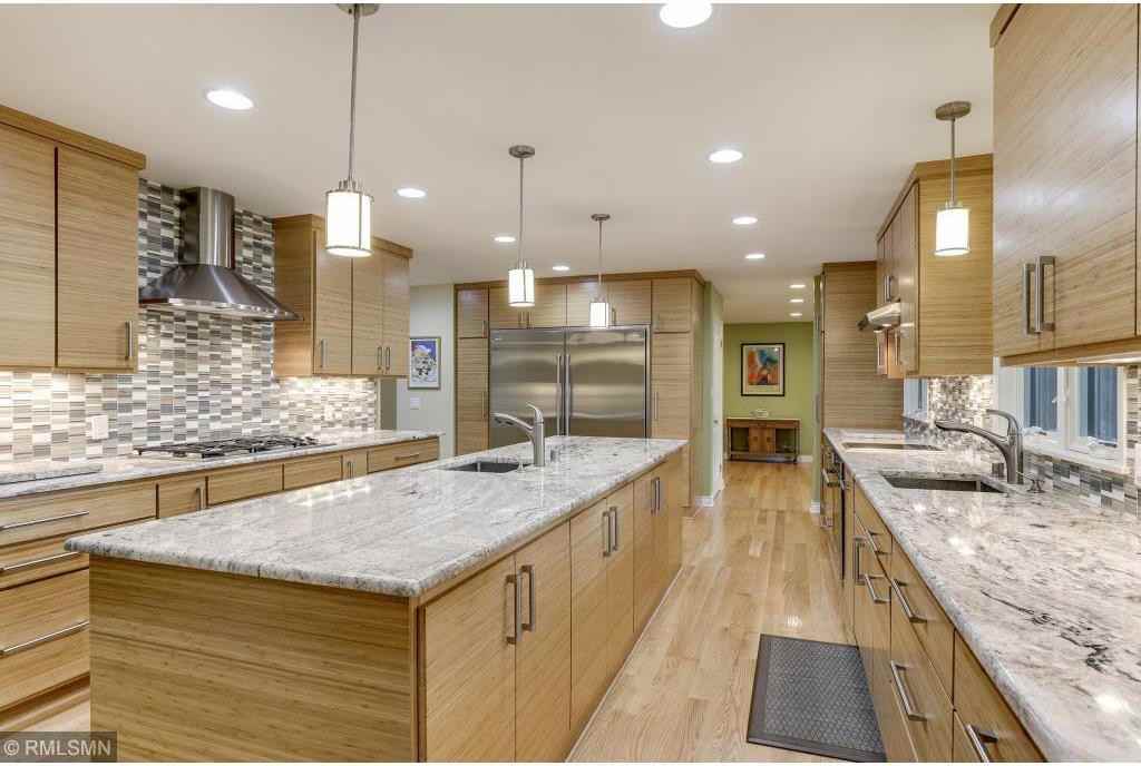 2520 Inglewood Ave S - Photo 3 of 25