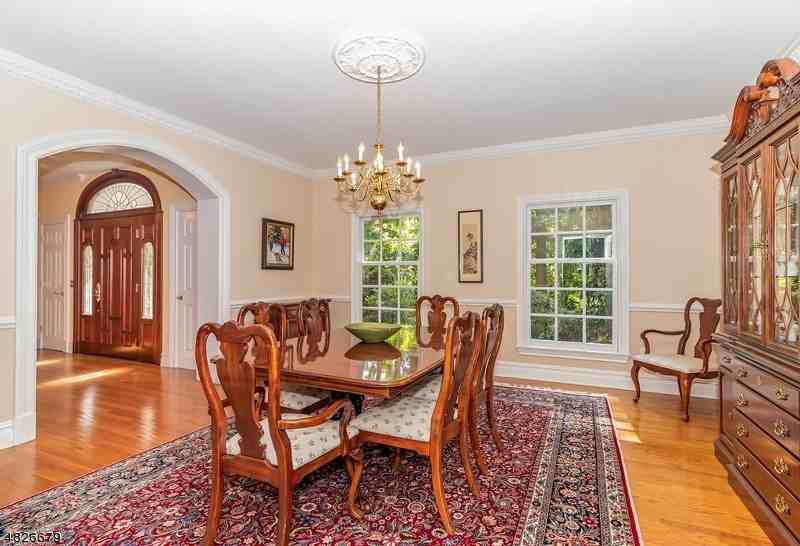 1270 Lenape Way - Photo 3 of 23