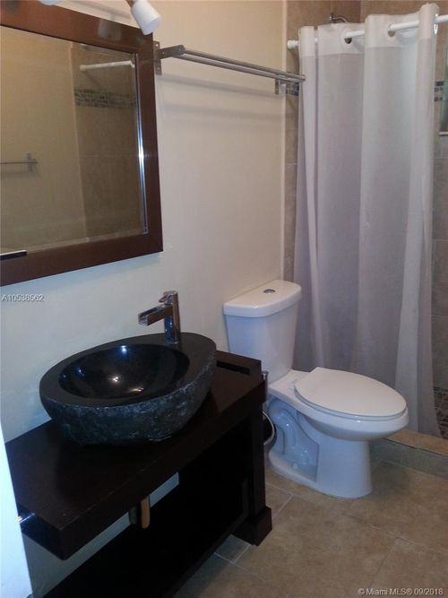 8917 Harding Ave - Photo 2 of 7