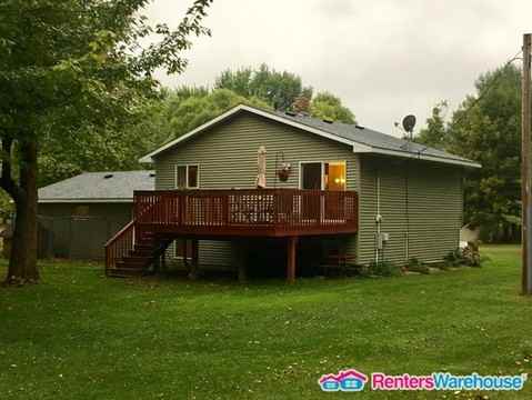 18850 N Bay Ln - Photo 2 of 15