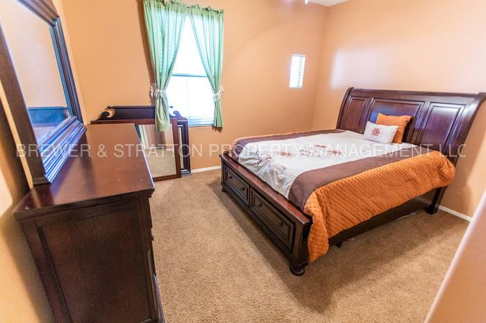 3522 S 81st Dr - Photo 3 of 22