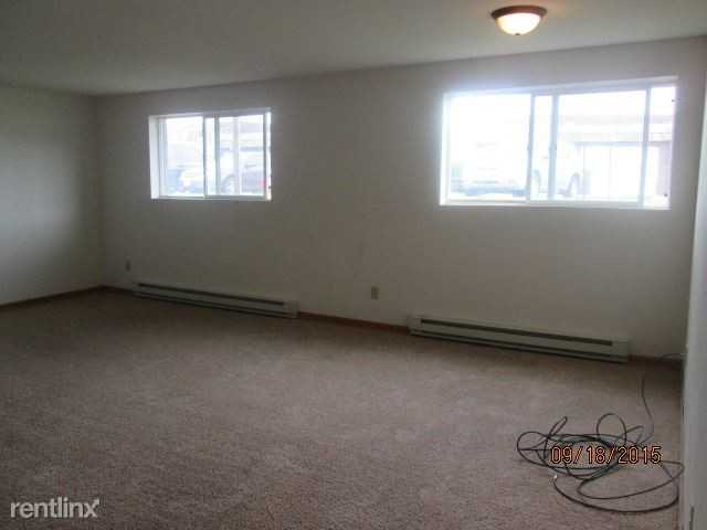 2627 S 17th St - Photo 2 of 37