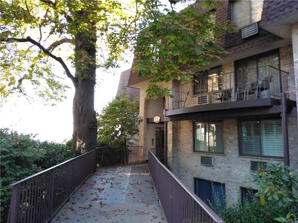 306 Kemeys Ave - Photo 3 of 18