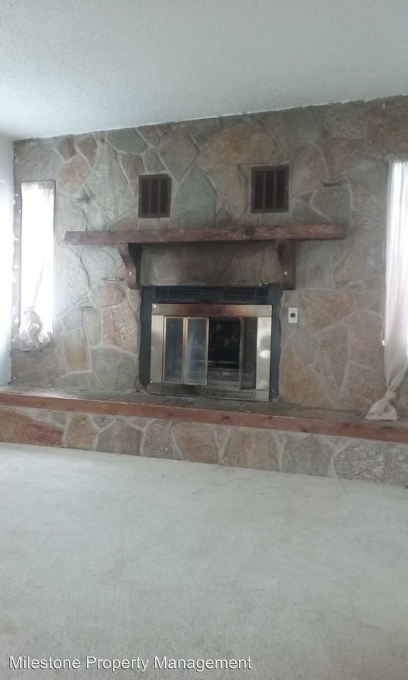 2214 Butler St - Photo 2 of 10