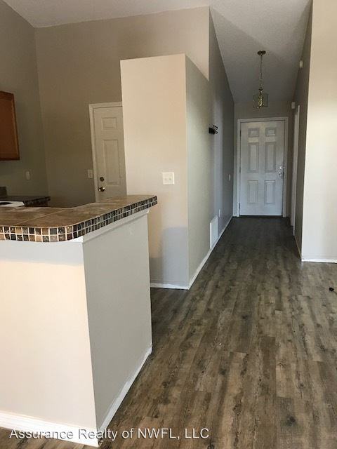 125 Cabana Way - Photo 2 of 25