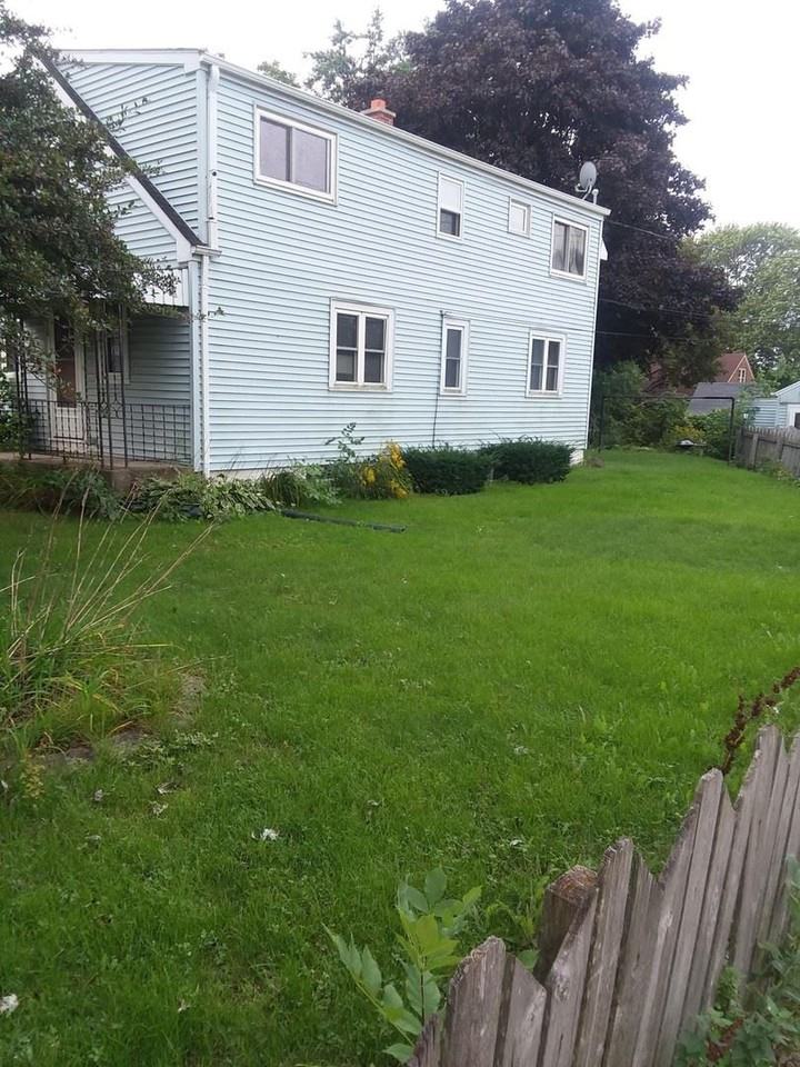 2412 Harrison Pl - Photo 2 of 9
