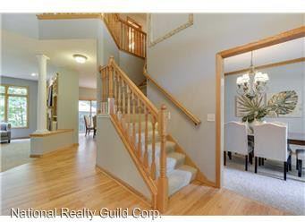 10850 Sanctuary Dr NE - Photo 3 of 10