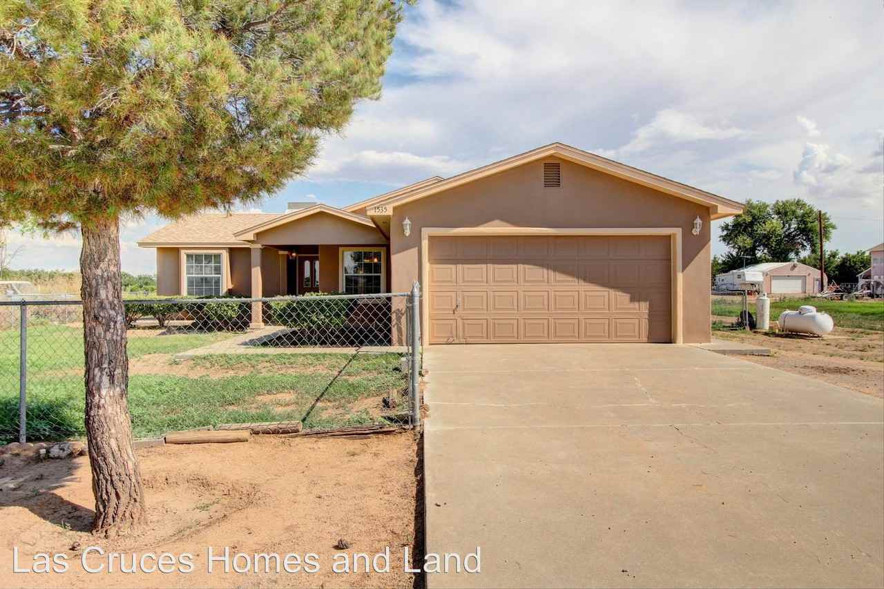 1535 Vajillo Ln - Photo 2 of 24