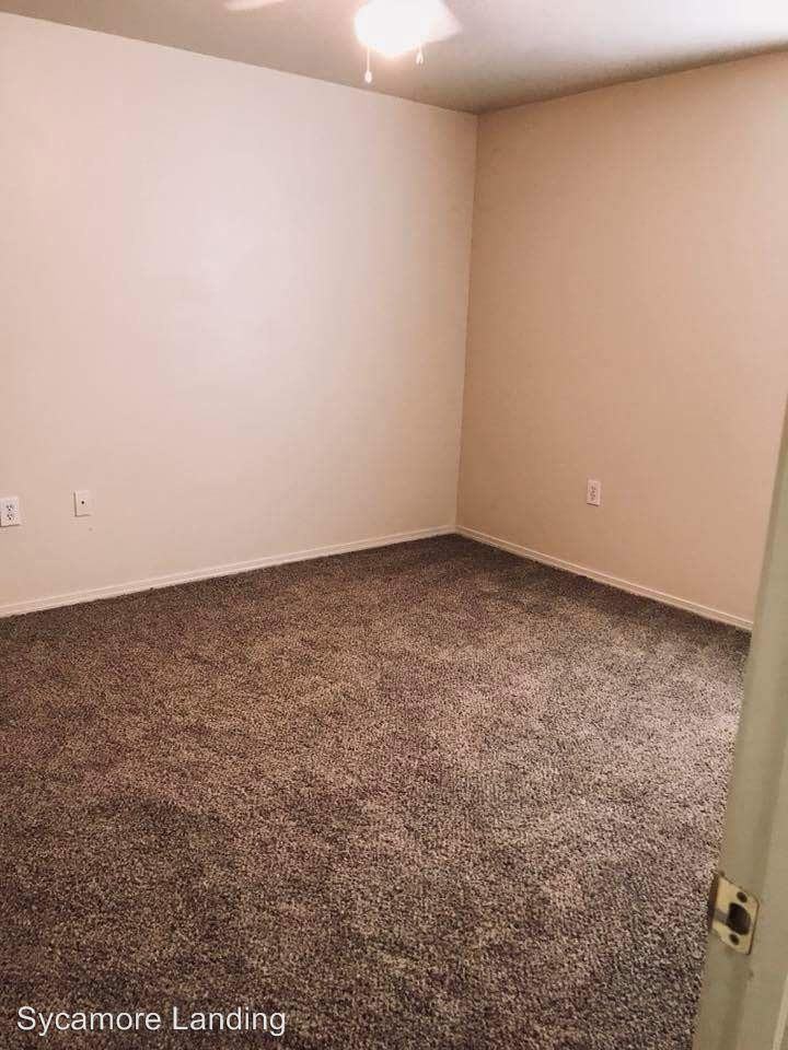 420 Sycamore Landing - Photo 3 of 8