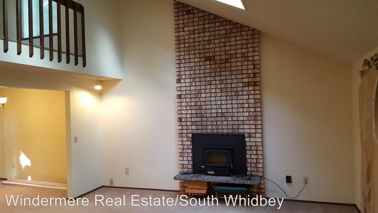 5392 April Dr - Photo 2 of 19