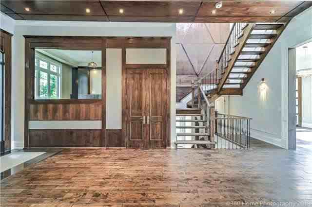 18 Greenview Avenue - Photo 3 of 20