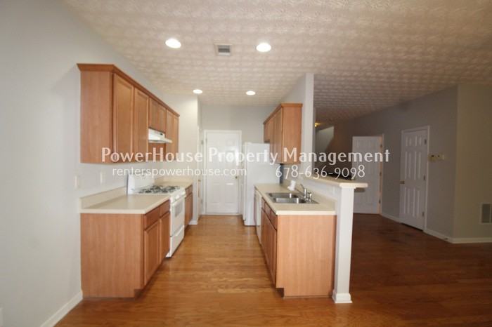 3532 Lantern View Ln - Photo 2 of 33