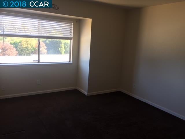 18 Las Moradas Cir - Photo 2 of 9