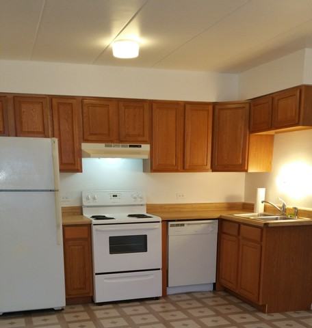 13951 Leonard Dr #3S - Photo 3 of 7