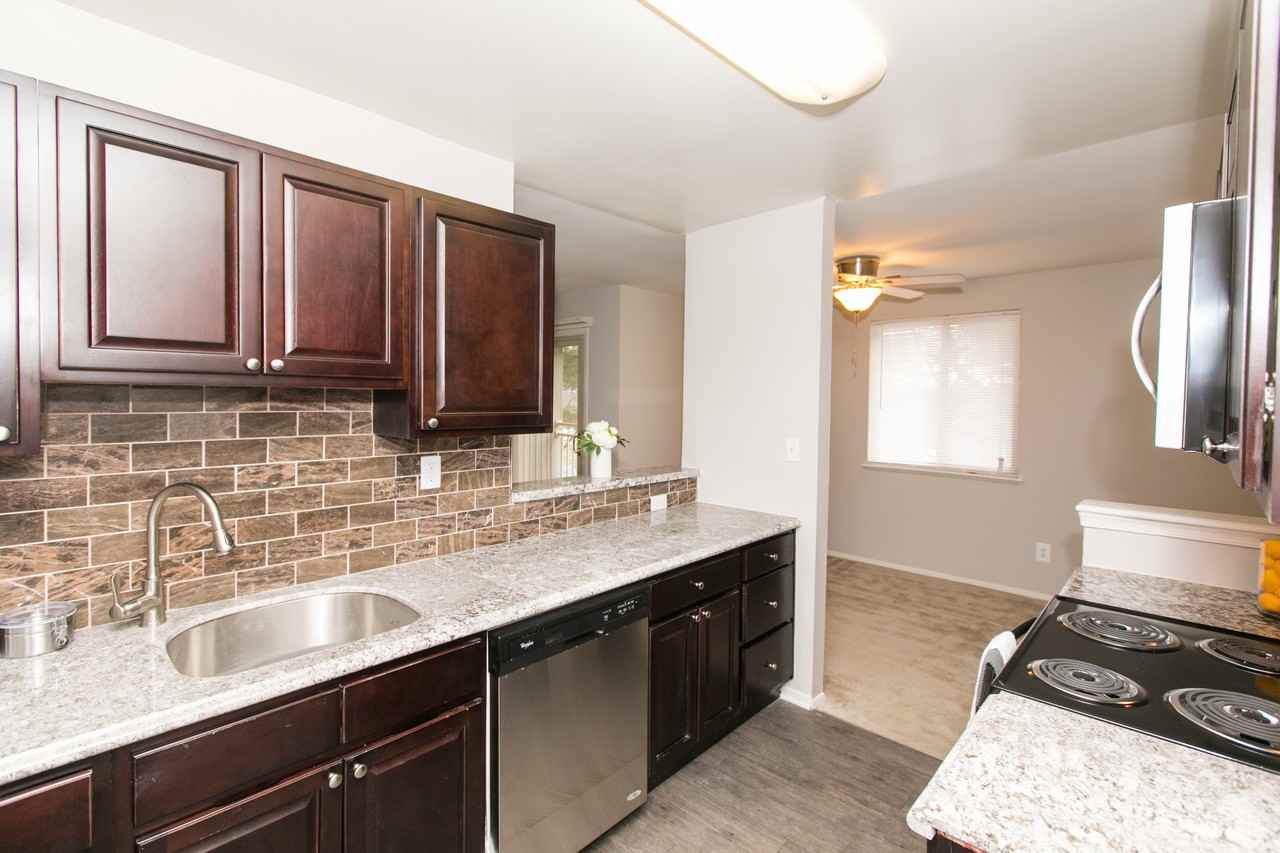 Skylark Pointe Apartments - Photo 3 of 23