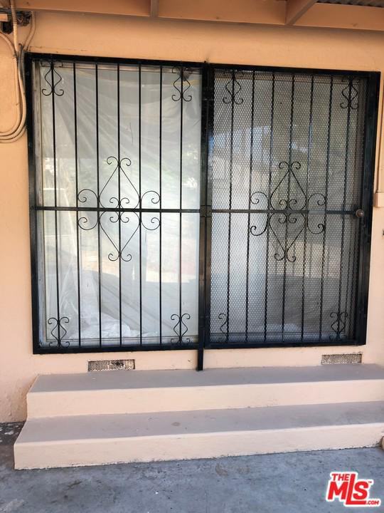 12921 S Keene Ave - Photo 3 of 6