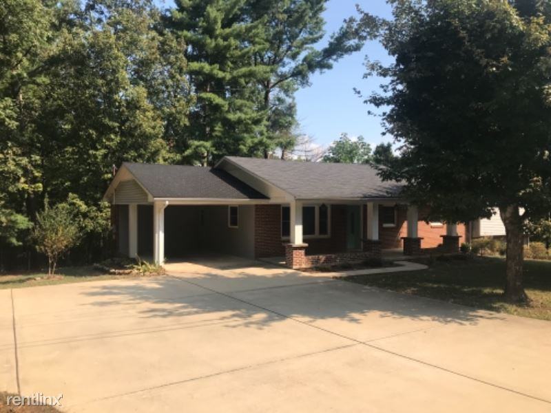 405 Pettus St - Photo 2 of 35