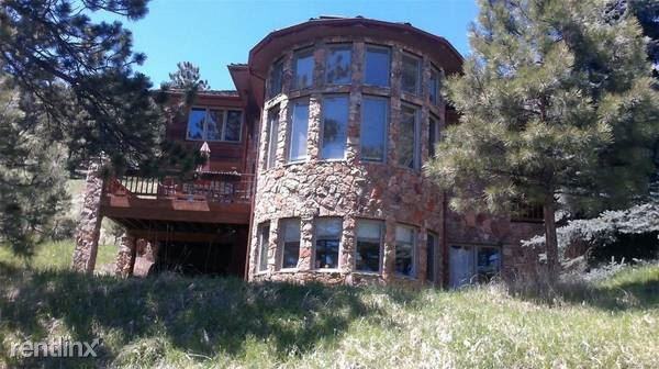 941 Sleepy Hollow Rd - Photo 2 of 8