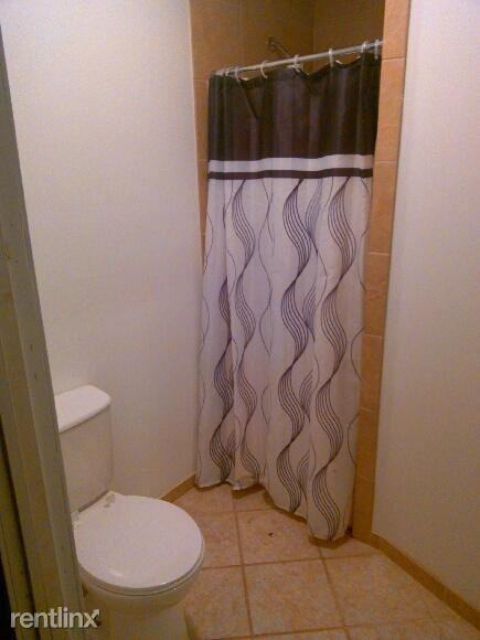 969 Hobart St - Photo 3 of 4