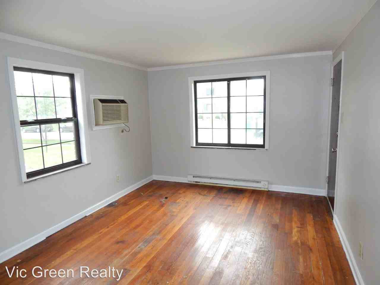 527 Wiltshire Blvd - Photo 3 of 8