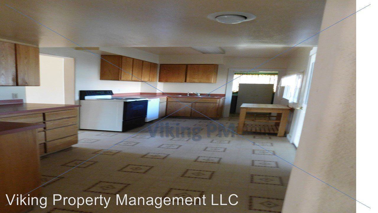 505 NW 4th St - Photo 2 of 7