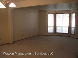 795 NW Sundance Cir - Photo 3 of 17