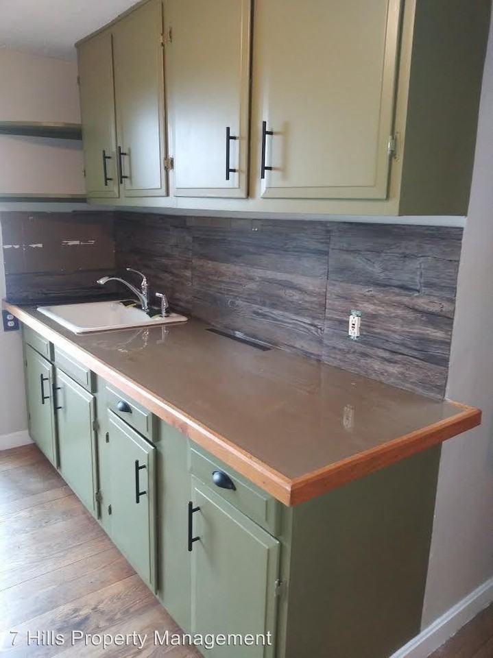 46 Lake Dr - Photo 2 of 18