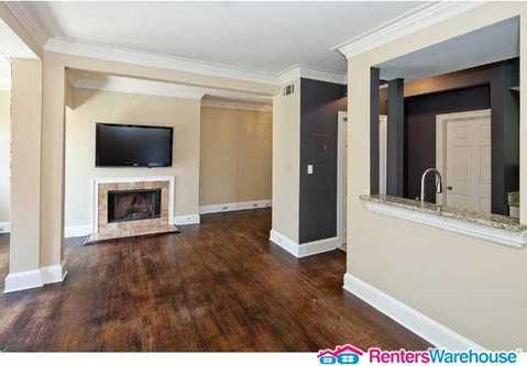 2840 Peachtree Rd NW #301 - Photo 2 of 11