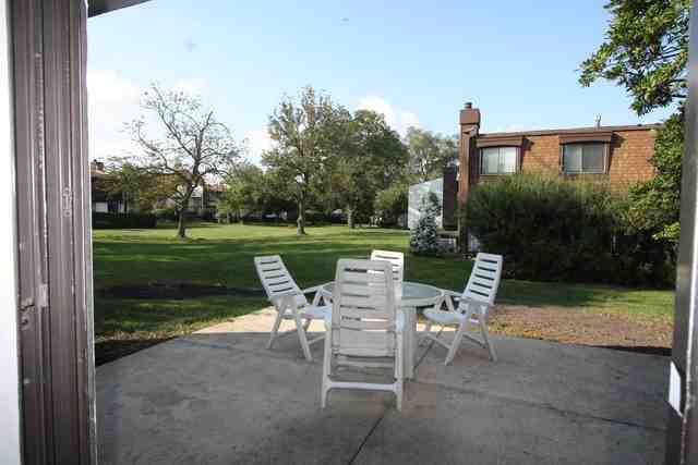 10 Deercrest Square - Photo 2 of 13