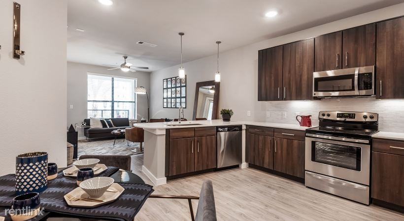 19003 Frontage Rd - Photo 3 of 5