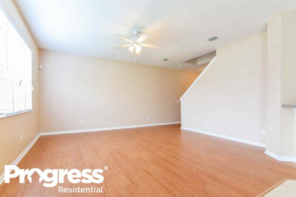 26918 Cotton Key Ln - Photo 2 of 20