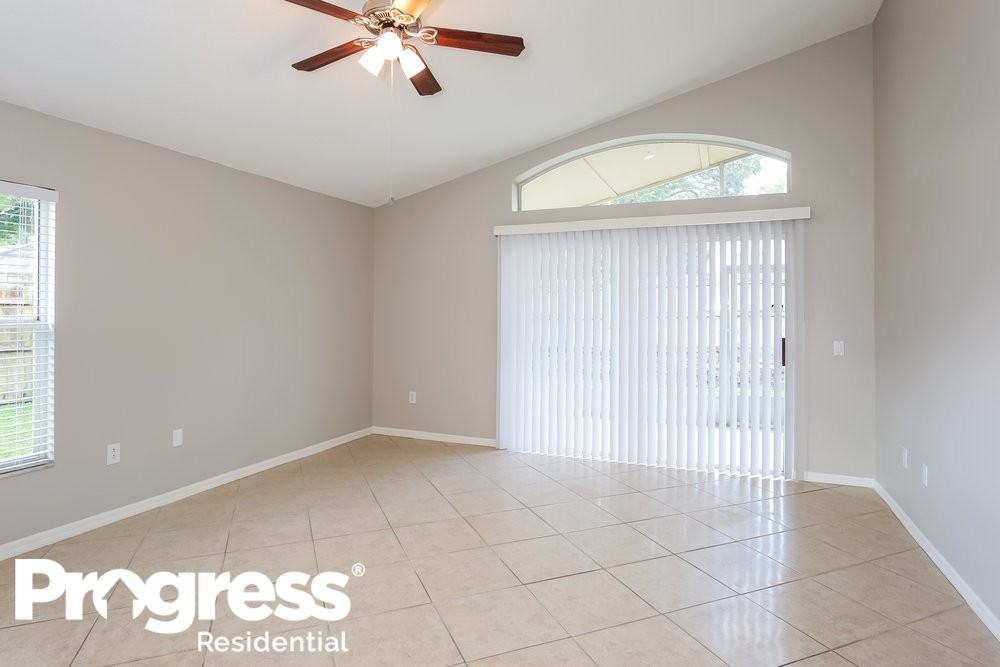 402 Sangria Dr - Photo 3 of 15