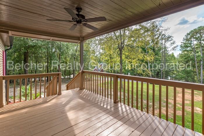 107 Shoreline Ct - Photo 3 of 25