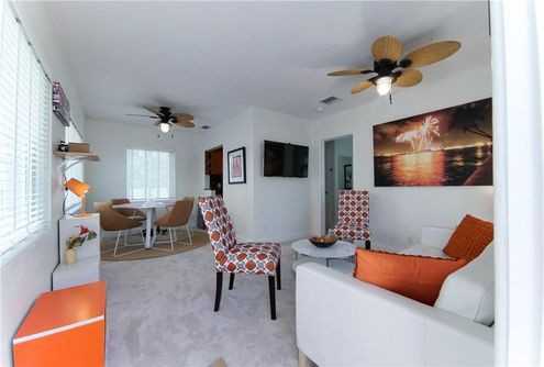 229 SE 12th Ave #229 - Photo 3 of 8