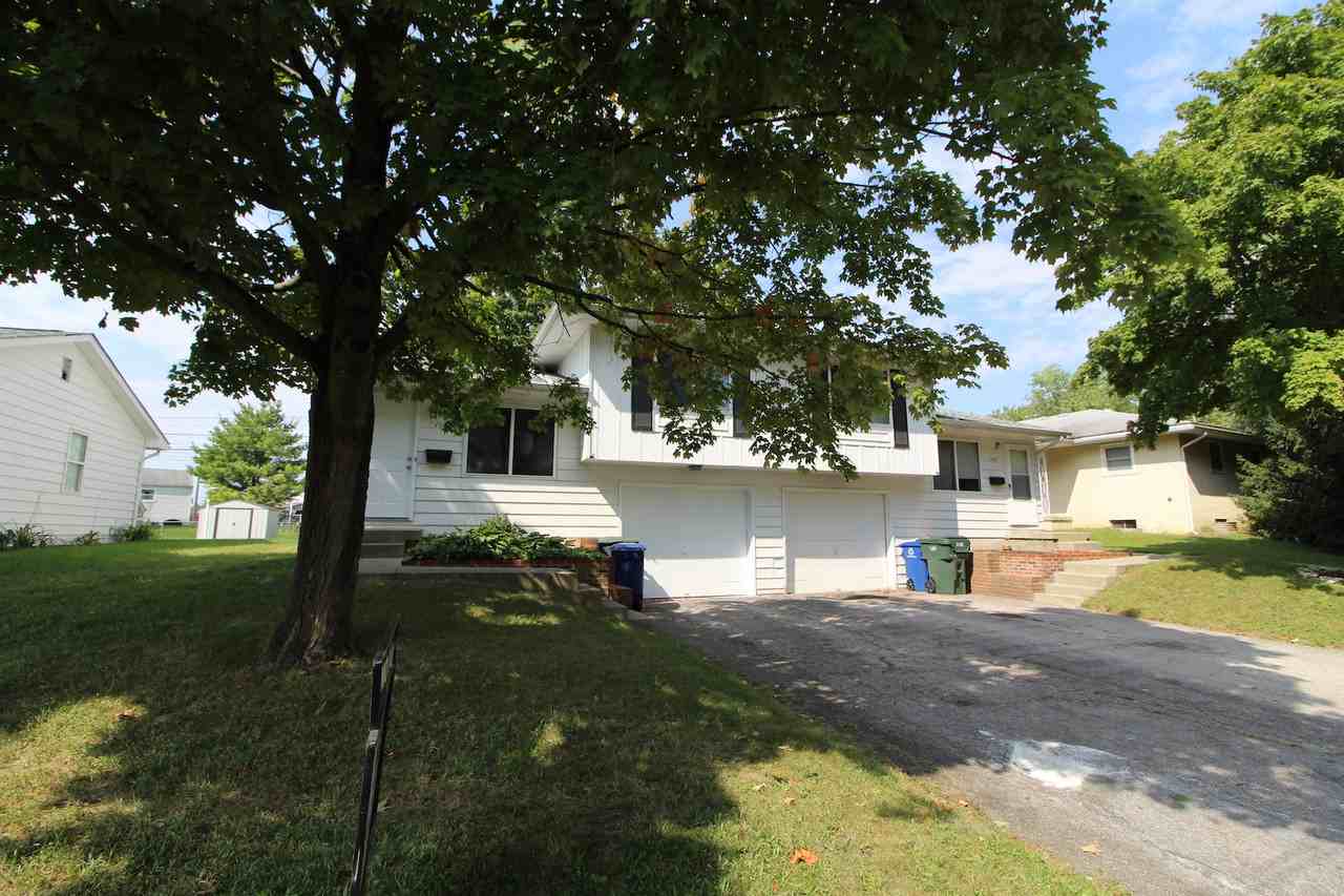 1117 Mccarley Drive West - Photo 2 of 16