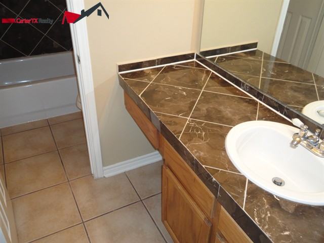 16018 Hiram Clarke Road - Photo 3 of 8