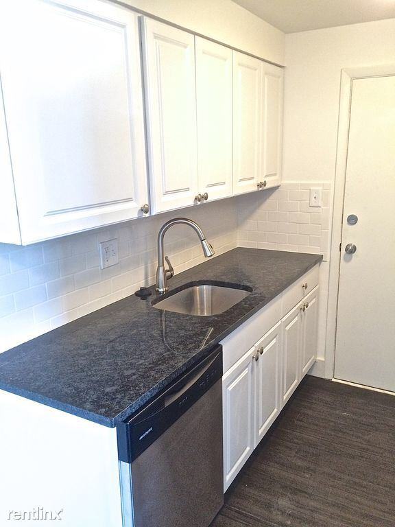 715 Lepere - Photo 2 of 10