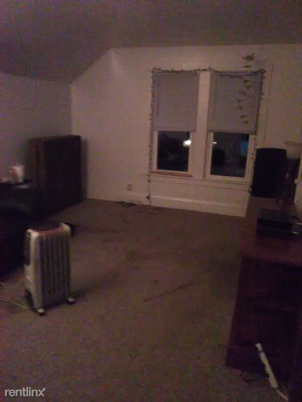 1922 Grange Ave - Photo 3 of 7
