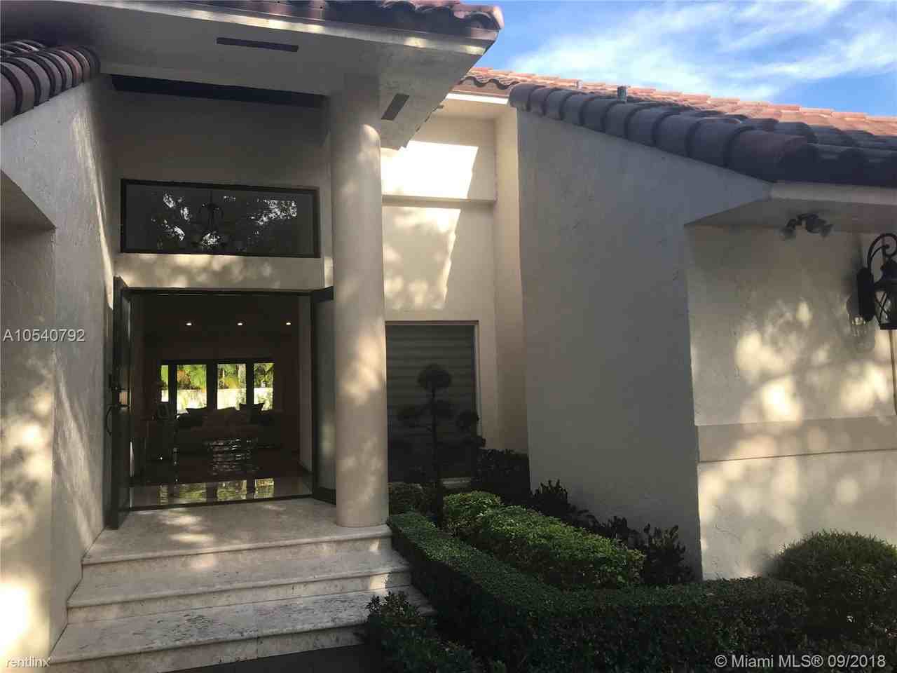 16521 NW 84th Ave - Photo 2 of 26