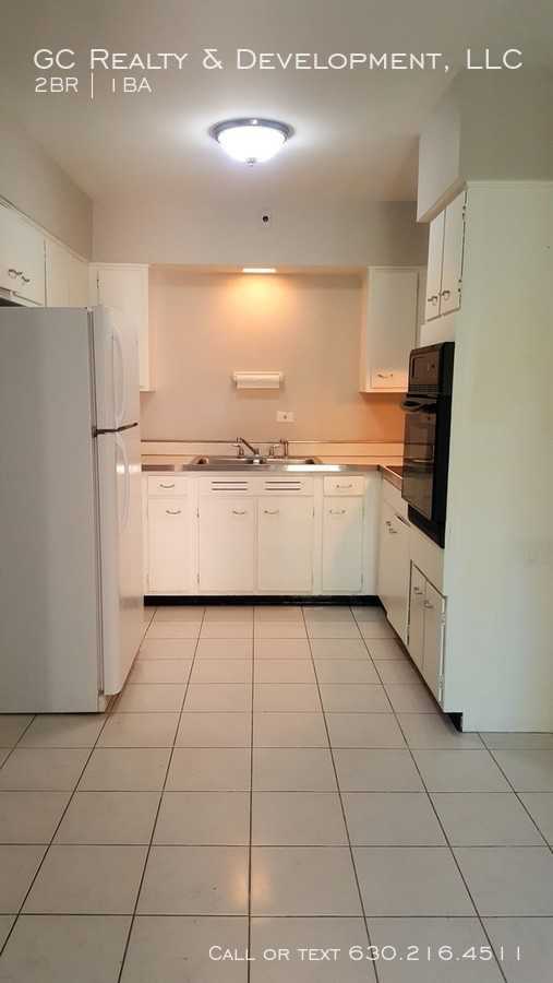 7369 North Ave - Photo 2 of 8