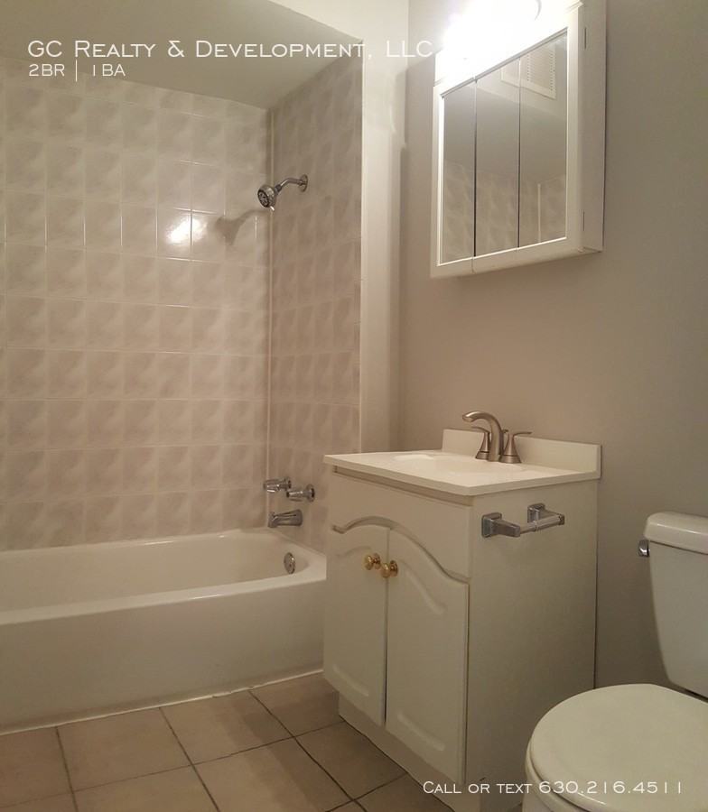 7369 North Ave - Photo 3 of 8