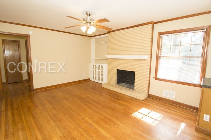 1532 Romain Dr - Photo 2 of 8