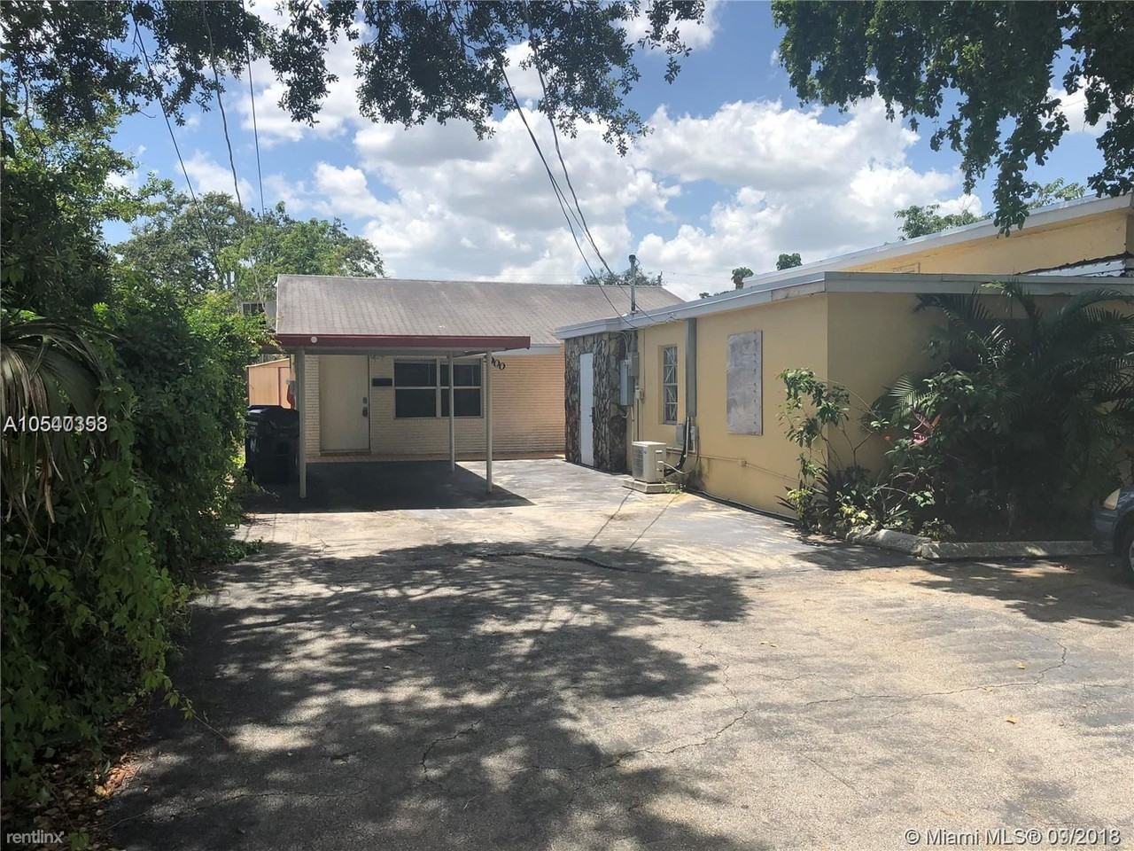 5902 Thomas St - Photo 2 of 2