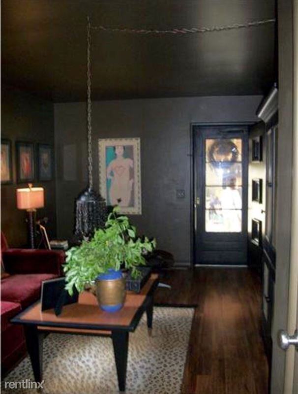 114 Brookfield Ave - Photo 3 of 10