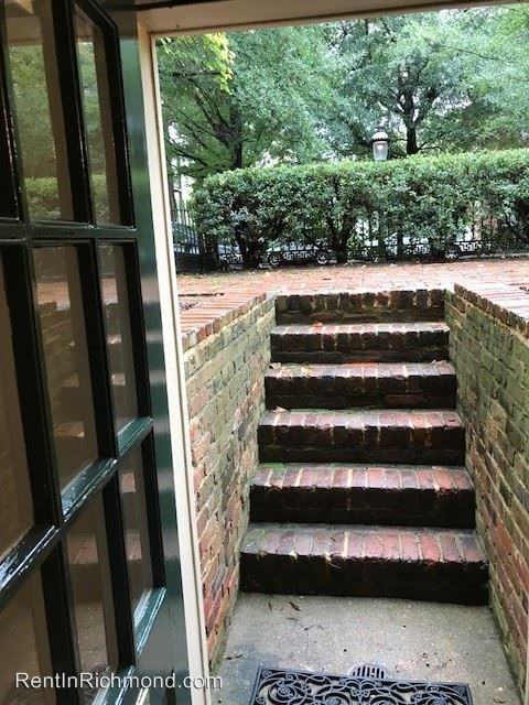 2610 E. Franklin Street - Photo 3 of 25