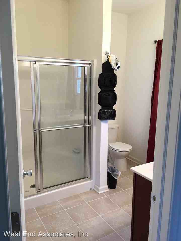 2154 Eagles Landing Dr - Photo 3 of 15