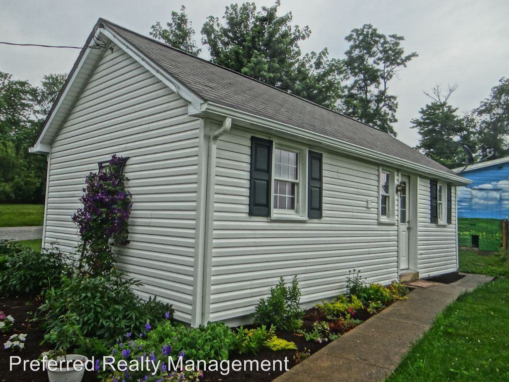 1502 Schwanger Rd - Photo 2 of 10